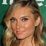 Spencer Grammer como Summer Smith (voice)