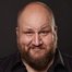 Stephen Kramer Glickman como Gustavo Rocque
