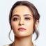 Surveen Chawla como Shruti Sharma Iyer