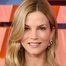 Sylvia Hoeks como Queen Sibeth Kane