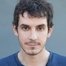 Tate Ellington como Simon Asher