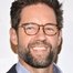 Todd Grinnell como Pat Schneider