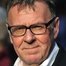 Tom Wilkinson como Peregrine, Earl of Brockenhurst