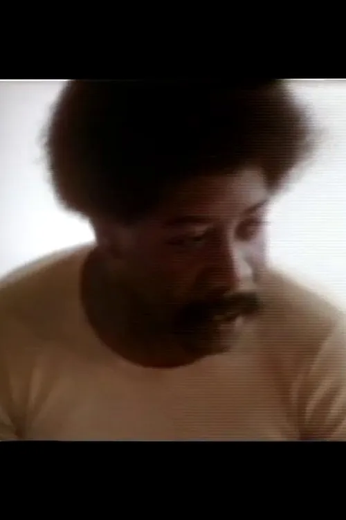 Tom Wright como Teddy Price