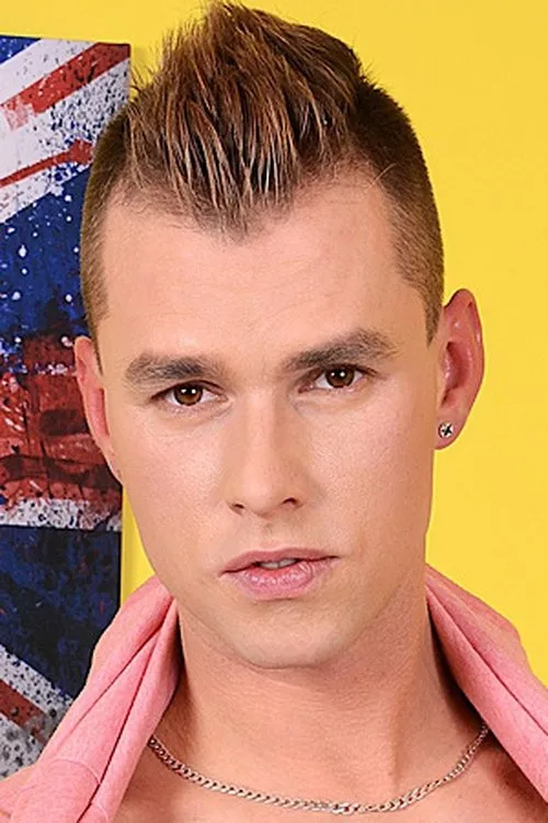 Tommy Lee como Tommy Lee