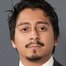 Tony Revolori como Dev Greebling (voice)