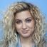 Tori Kelly como Self - Special Guest