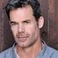 Tuc Watkins como Patrick