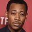 Tyler James Williams como Future Leo