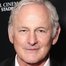 Victor Garber como Jack Bristow