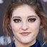 Willow Shields como Serena Baker