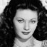 Yvonne De Carlo como Lily Munster