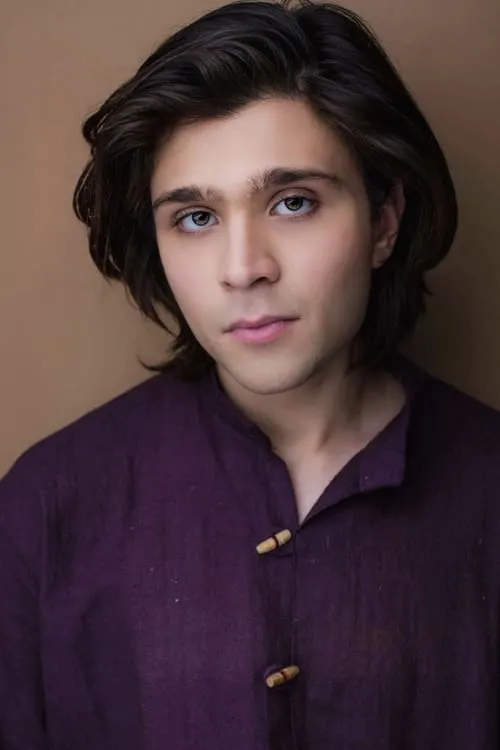 Yalany Marschner ha trabajado con Aamer Husain en 1 ocasiones