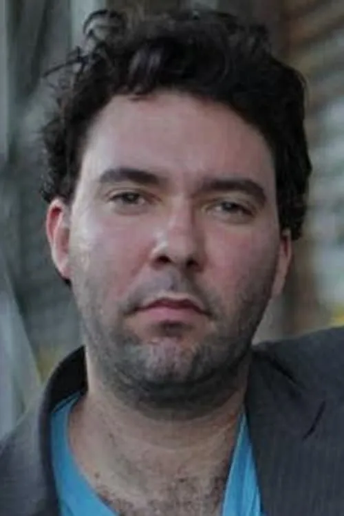 Dion Sapp ha trabajado con Aaron Cassara en 1 ocasiones