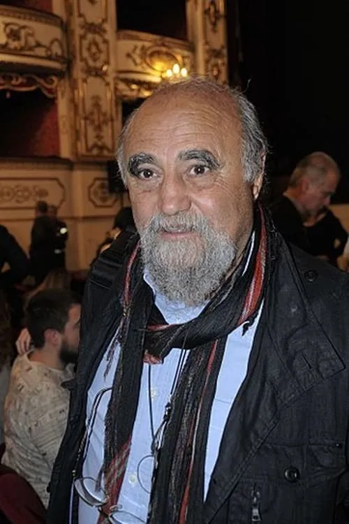 Elliott Erwitt ha trabajado con Abbas Attar en 1 ocasiones