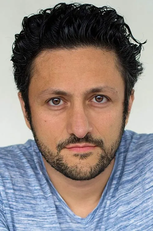 Wang Liang ha trabajado con Abbas Shirafkan en 1 ocasiones