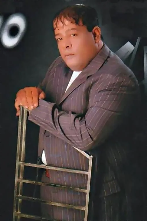 Abdel Basset Hamouda interpretando a ????????? ?????