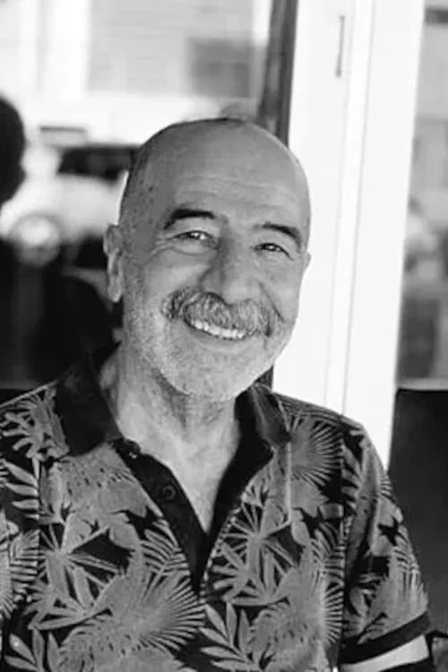 Silan Düzdaban ha trabajado con Abdullah Tarhan en 1 ocasiones