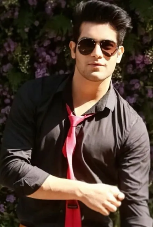 Abhishek Malik — personaje: Ranveer Mittal