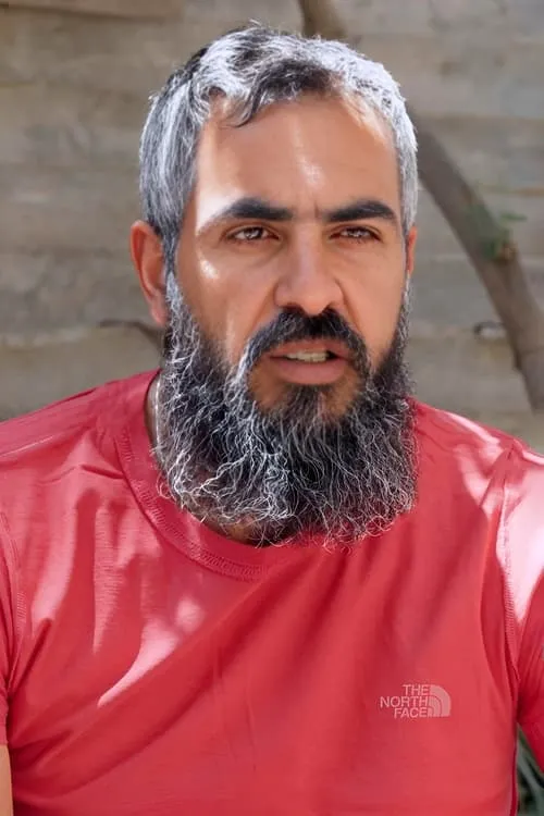 Austin Siadak ha trabajado con Abu Shams Askar en 2 ocasiones