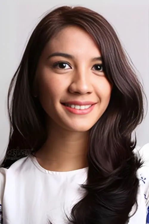 Acha Sinaga interpretando a [Teacher]