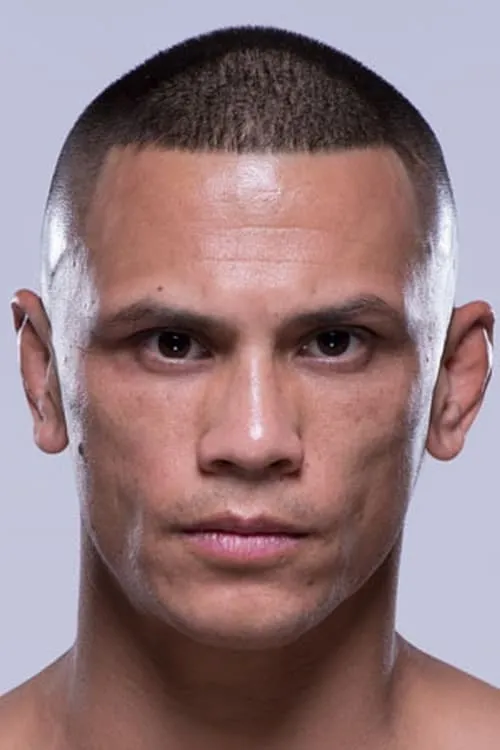 David Douglas ha trabajado con Adam Antolin en 1 ocasiones