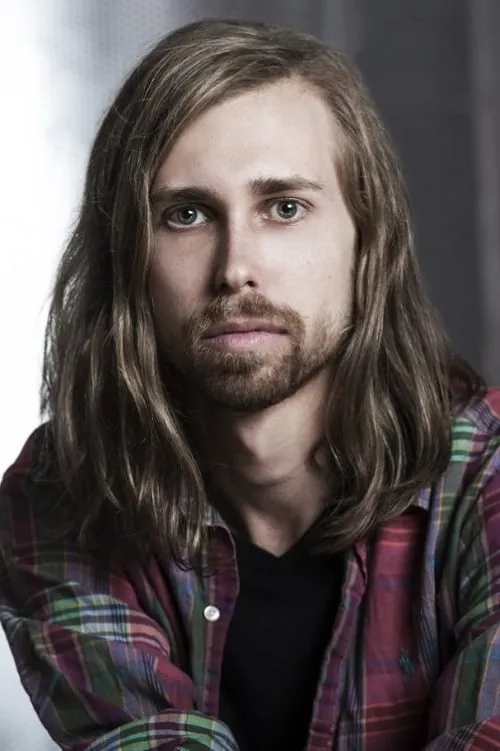 Michael Reventar ha trabajado con Adam Christie en 1 ocasiones