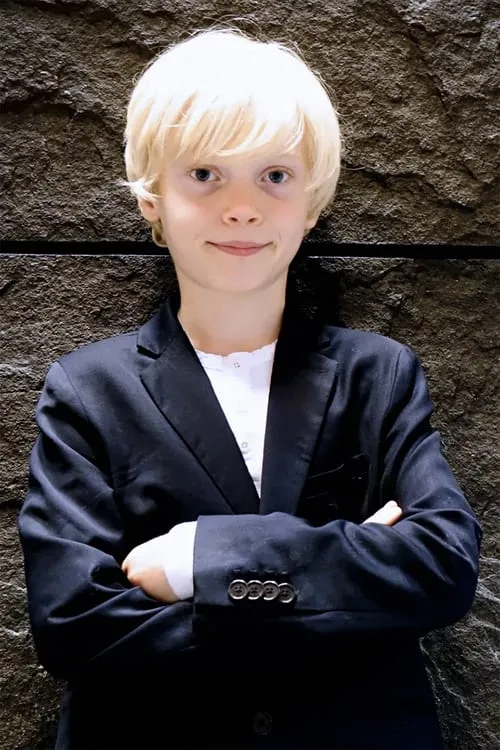 Adam Ekeli interpretando a Aslak