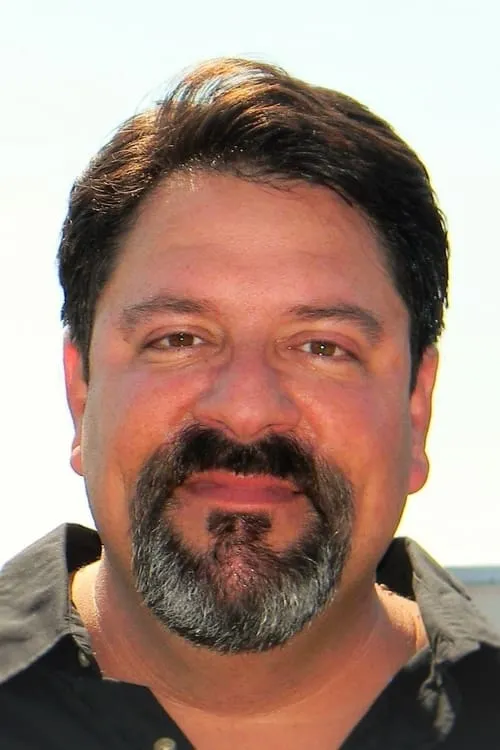 Max Pava ha trabajado con Adam Sietz en 1 ocasiones