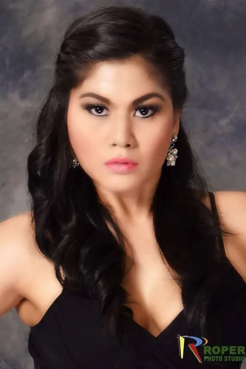 Joshua Bulot ha trabajado con Adelle Ibarrientos en 1 ocasiones