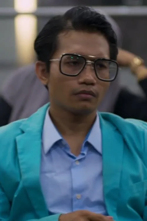 Yusuf Bahrin ha trabajado con Adli Shinichi en 1 ocasiones