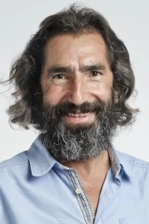 Alper Türedi ha trabajado con Adnan Kürkçü en 2 ocasiones