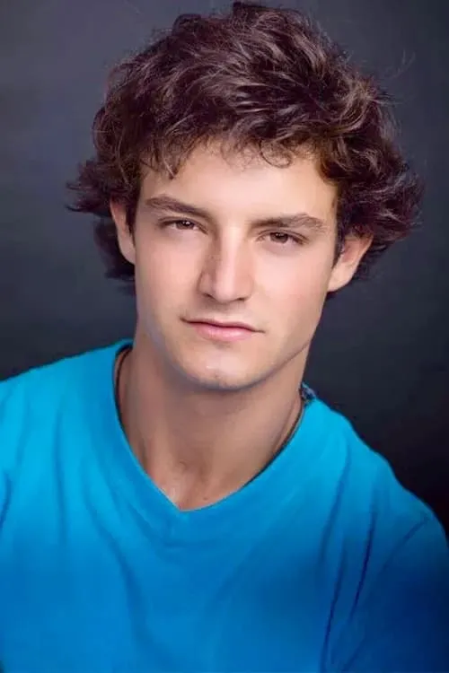 Paul Hampshire ha trabajado con Adrián Muñoz en 1 ocasiones