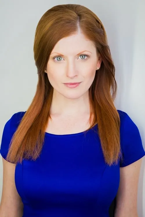 Adrienne Merrell interpretando a Yvonne