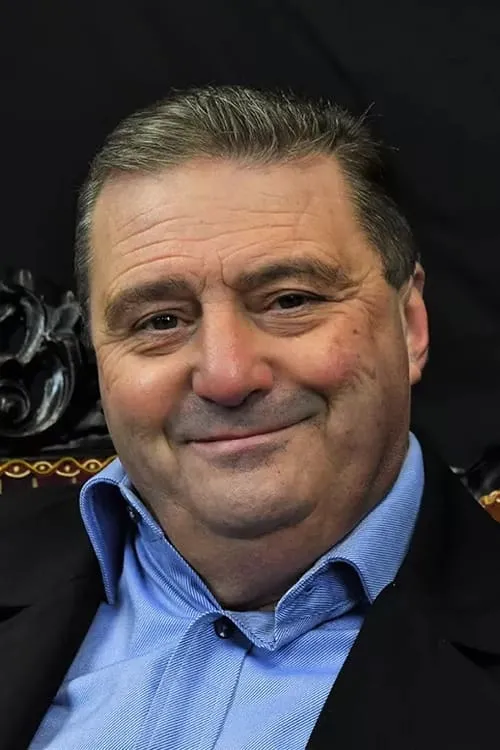 AG. Longhurst interpretando a Barry