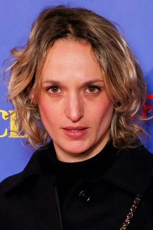 Inès d'Assomption ha trabajado con Agathe Rousselle en 1 ocasiones