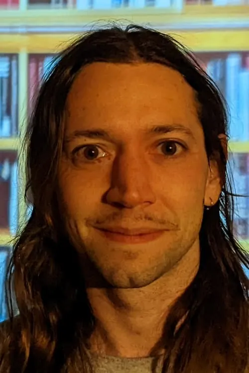 Joshua Hernandez ha trabajado con Aidan Farragher en 1 ocasiones