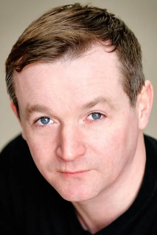 Aidan O'Hare — personaje: Frederick Regan