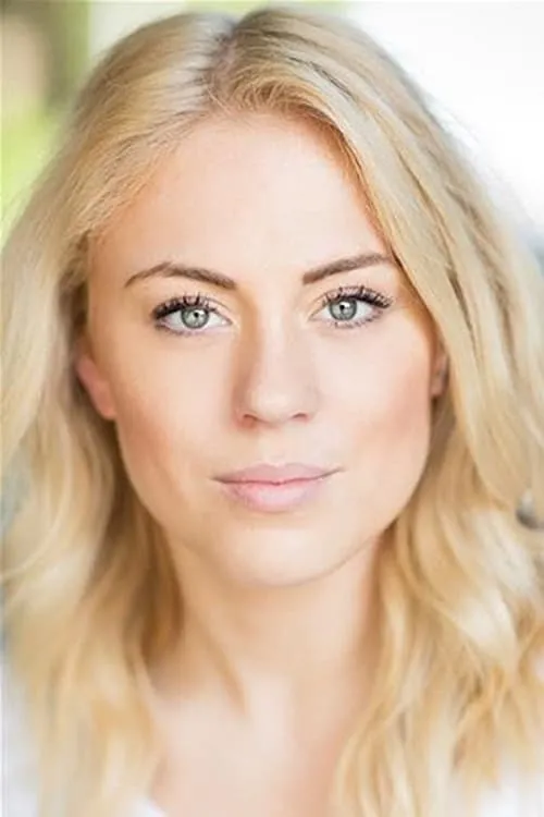 Aimee Hodnett en su biografía y filmografía