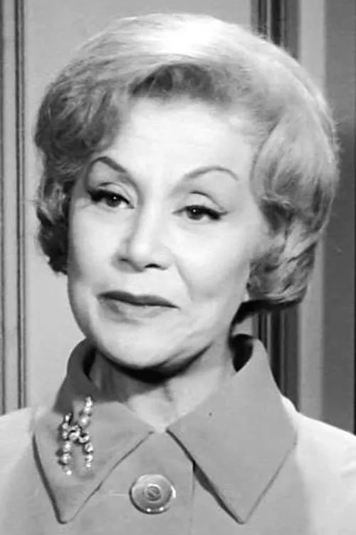 Charly Bailly ha trabajado con Aimée Mortimer en 1 ocasiones