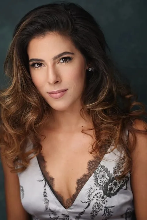 Kayi Ushe ha trabajado con Aimie Atkinson en 1 ocasiones