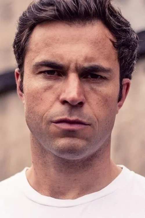 David Shumbris ha trabajado con Airon Armstrong en 1 ocasiones