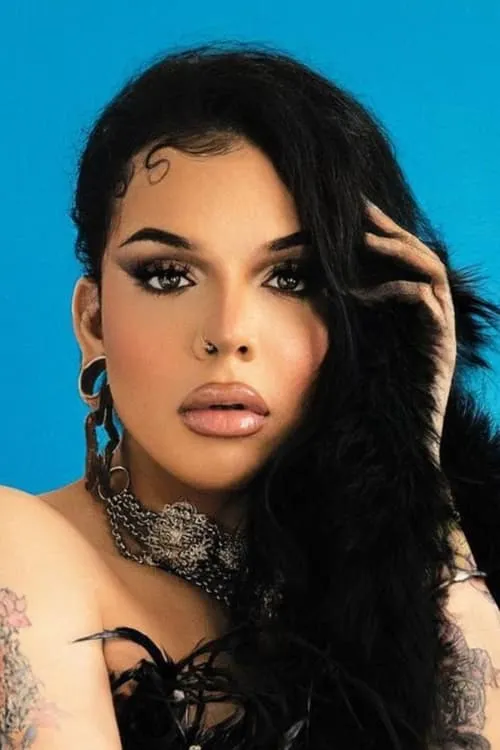 Aja interpretando a Panzy La Rue