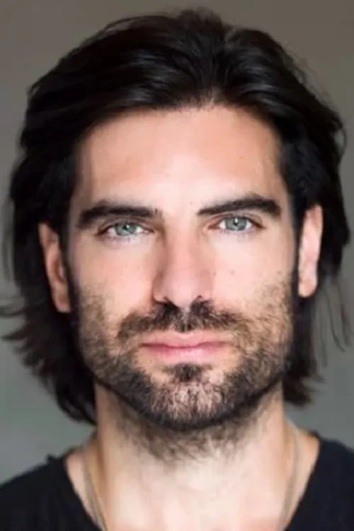 Annie Quinn ha trabajado con Aketza López Totorika en 1 ocasiones