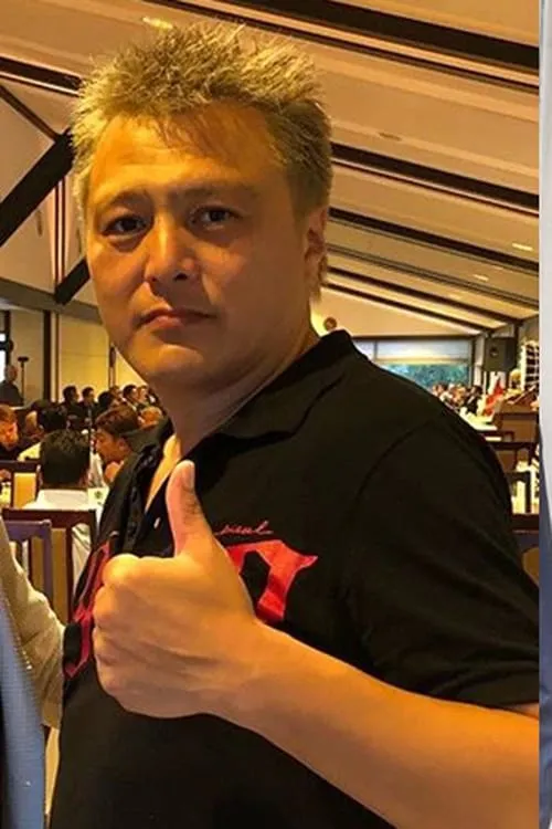 ??? ha trabajado con Akihiko Kuwata en 2 ocasiones