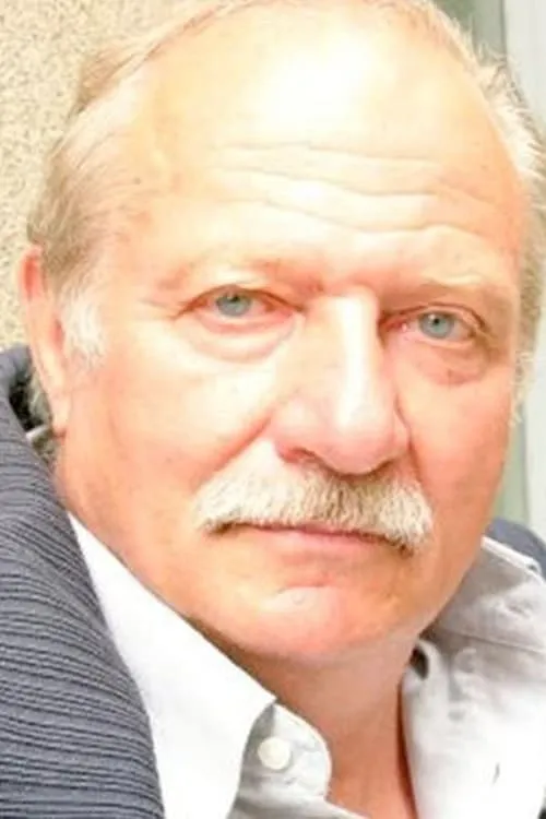 Robert Ripa ha trabajado con Alain Bauguil en 1 ocasiones