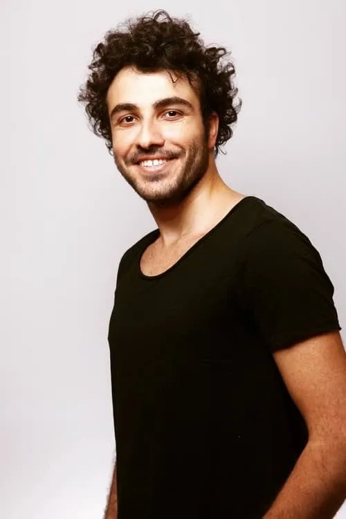 Alisan Önlü ha trabajado con Alan Ciwan en 1 ocasiones