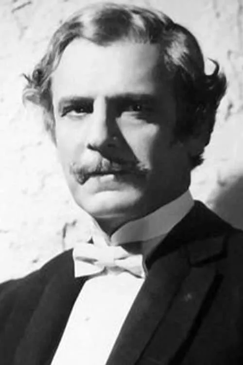 John Alexander ha trabajado con Alan Edwards en 1 ocasiones