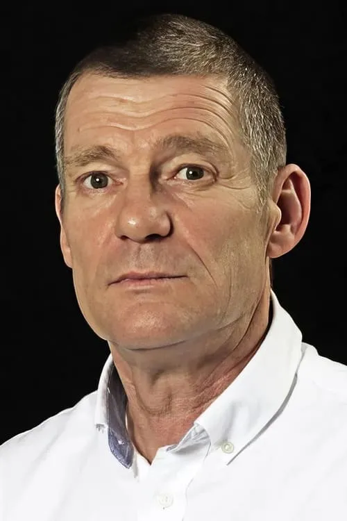 John Towler ha trabajado con Alan Gibson en 1 ocasiones