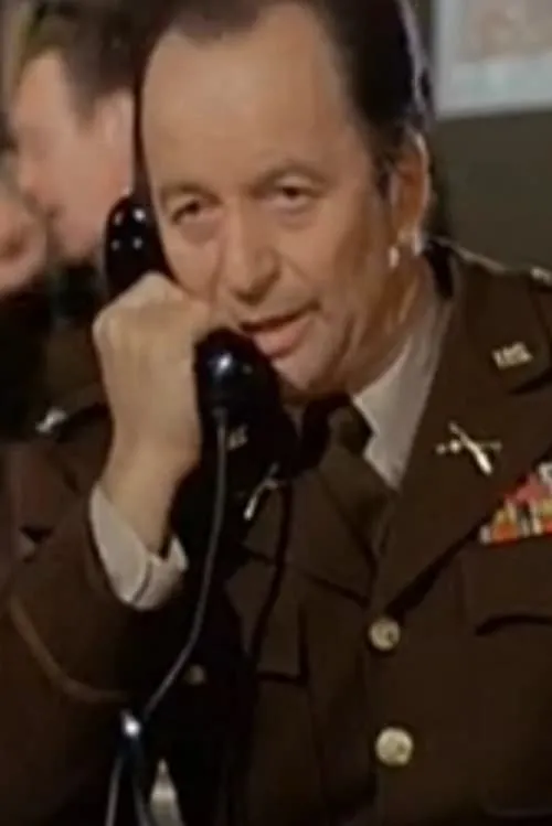 Alan Manson interpretando a Sam Dorker